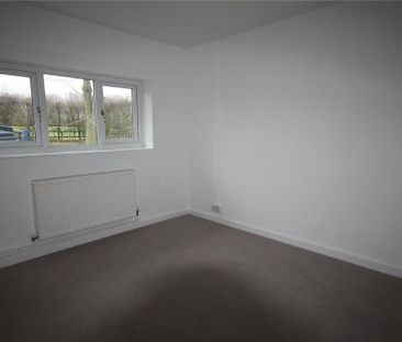 3 bedroom bungalow to rent - Photo 3