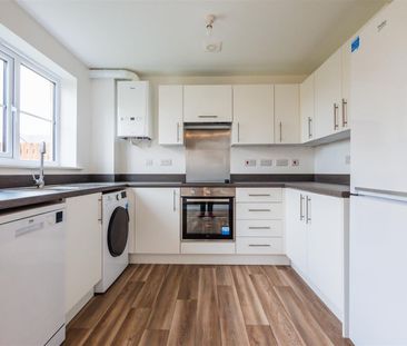 3 Bedroom House To Rent - Photo 3