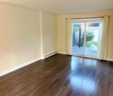 For Lease - 4 Gatsby Square, Brampton, Ontario - Photo 3