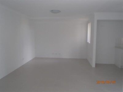 Three-Bedroom Family Home in Dayton - Photo 2
