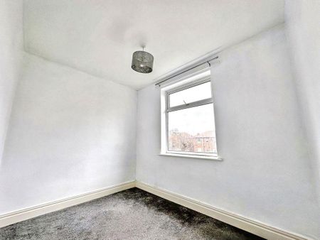 2 bed upper flat to rent in NE6 - Photo 5