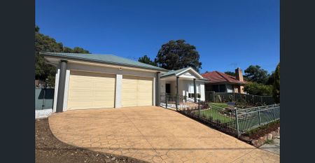 Modern Comfort, Private Living & Resort-Style Gardens - Photo 5