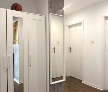 Warszawa, Śródmieście, Śródmieście Północne, Żurawia - Photo 3