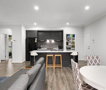Modern, Stylish & Effortlessly Easy Living in Holden Hill! - Photo 2