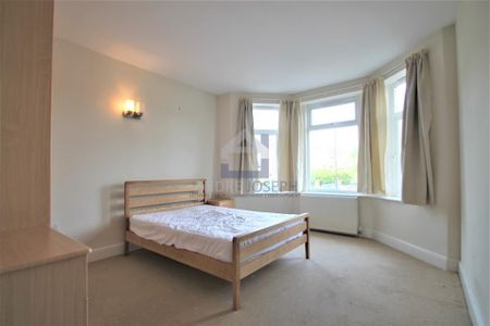 3 Bedroom Flat To Rent - Photo 5