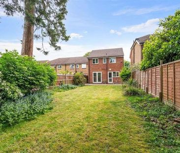 Dunnymans Road, Banstead, SM7 - Photo 4