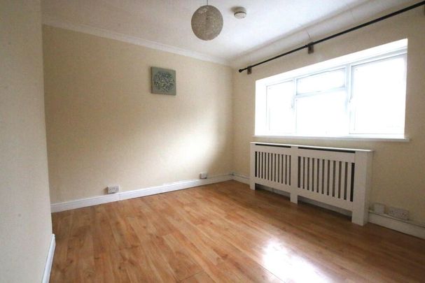 5 bedroom detached house to rent - Photo 1