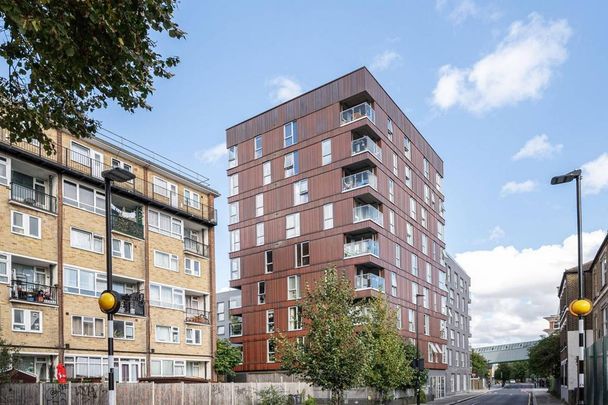 3 bedroom flat to rent - Photo 1