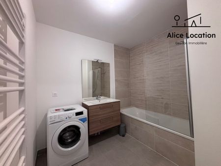 Location Appartement 2 pièces 42m² THONON LES BAINS 74200 - Photo 5