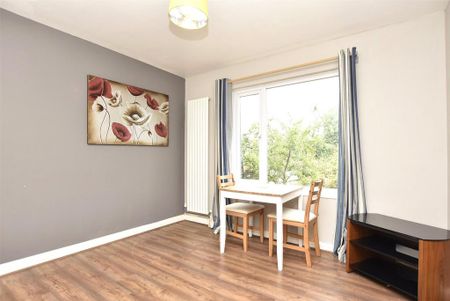 4 bedroom house to rent - Photo 2