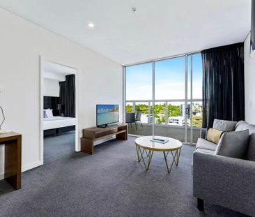 Sky views+High-speed free Wifi+furnished+Free Water and Gas - Photo 1