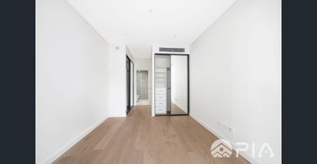 Near new designer apartments - For Lease Now! - Photo 2