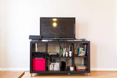 1 Bed Flat, Upper Street, N1 - Photo 2