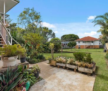 2305 Sandgate Rd, Boondall QLD 4034 - House For Rent | Domain - Photo 6