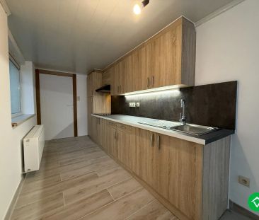 Rijwoning met 3 slaapkamers en koer te centrum Eernegem - Photo 1