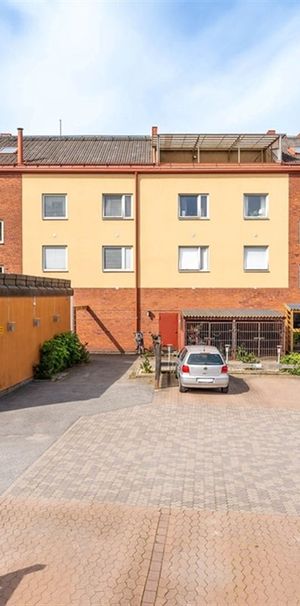 Lövstagatan 18 - Foto 1