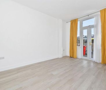 5 bedroom semi-detached house to rent - Photo 1