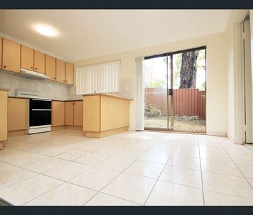 6/219 Old Kent Road, Greenacre, NSW 2190 - Photo 5