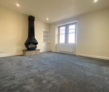 2 bedroom maisonette to rent - Photo 2