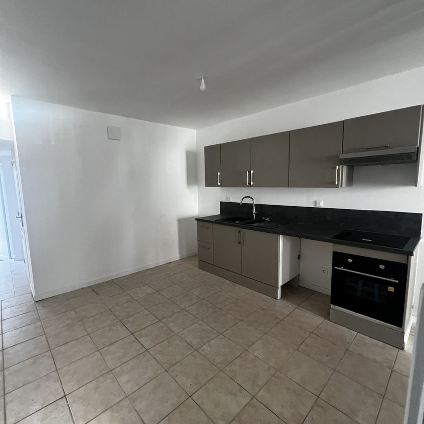 Location Maison 4 pièces 76m² TOURCOING 59200 - Photo 1