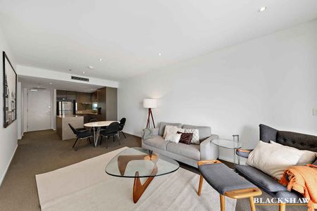 FULLY FURNISHED AT THE "MANHATTAN" - Photo 2