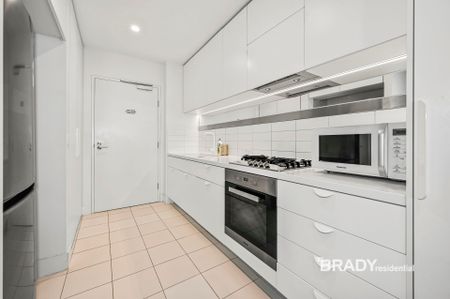 4205/500 Elizabeth Street, Melbourne - Photo 3