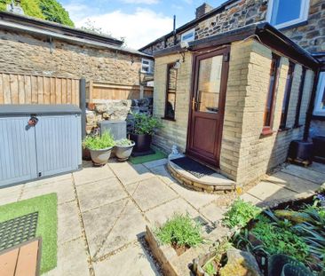 2 bedroom terraced house to rent - Photo 4