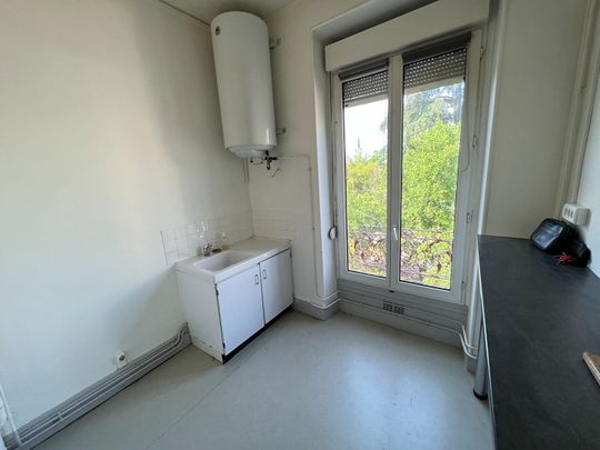 T2 rénové avec balcon - Photo 1