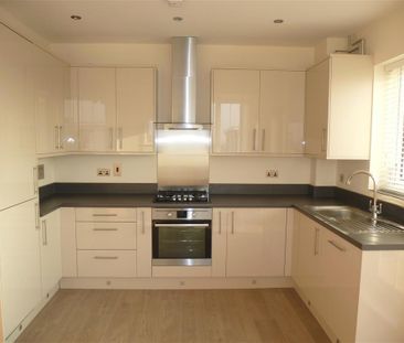 2 bedroom apartment to rent - Photo 6