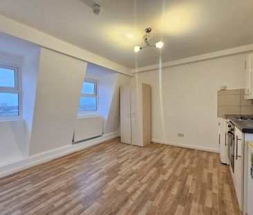 Studio Flat, Downs Road, E5 - Photo 2