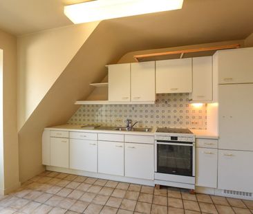 Ruim INSTAPKLAAR appartement te Oeselgem met 2 slaapkamers en GARAGE. - Foto 4