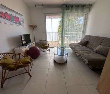 Location Appartement 2 pièces 43m² LA ROCHELLE 17000 - Photo 2