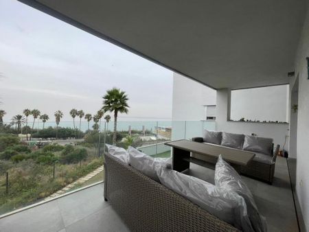 3 room luxury Flat for rent in Mijas, Spain - Photo 2