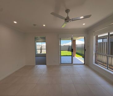 Spacious 4-Bedroom Home Perfect for the Modern Family - Photo 2