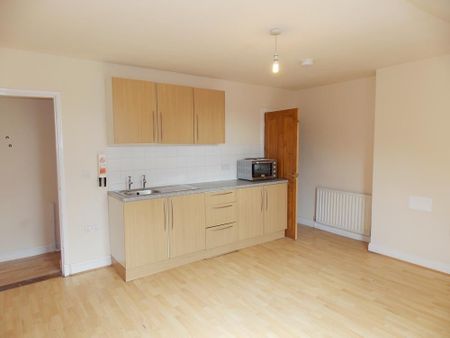 1 bedroom flat to rent - Photo 3