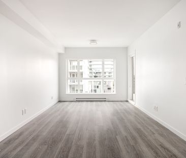 537 Foster Avenue, Coquitlam - Photo 2