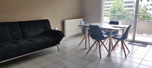 Location Appartement 2 pièces Meublé 49m² CHAMBERY 73000 - Photo 1