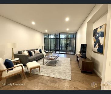 Ideal Green Square Home | 3 Bedrooms, Study & Secure Parking - Photo 1