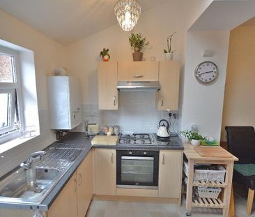 2 Bedroom Terraced To Let - Photo 5