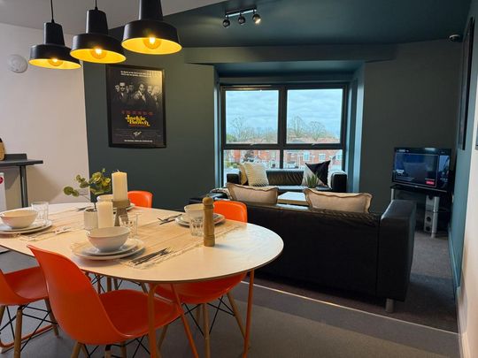 6 bedroom private hall to rent - Photo 1