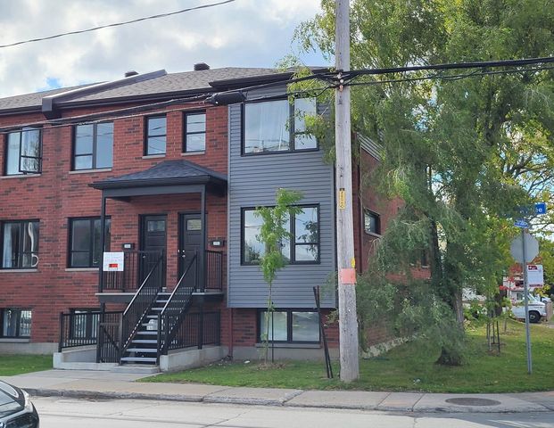 À louer / Appartement - Photo 1