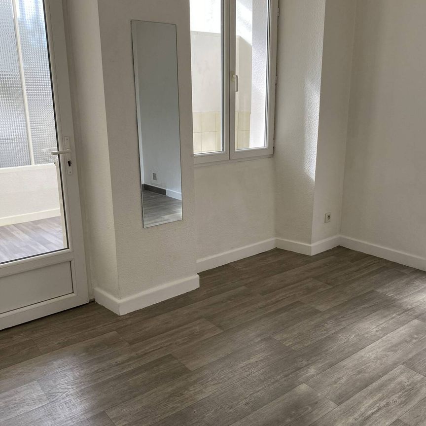 Location appartement 3 pièces 80.9 m² à Vals-les-Bains (07600) - Photo 1