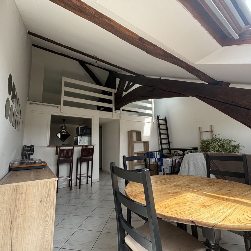 Location Appartement 2 pièces 39m² SABLE SUR SARTHE 72300 - Photo 1