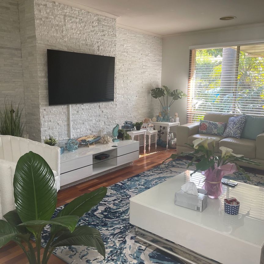 STUNNING FAMILY HOME IN PERFECT LOCATION - Photo 1