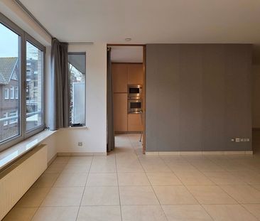 Ruim appartement in het centrum van Aalter - Photo 3