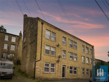 James Street, Golcar, Huddersfield, HD7 - Photo 2