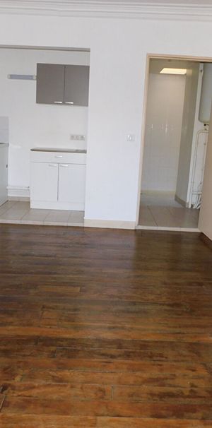 Location appartement 1 pièce, 29.00m², Avernes - Photo 1