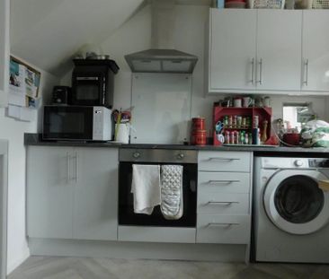 Brookland Close, East Sussex - £1,350pcm - Photo 3