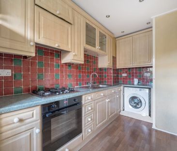 2 bedroom end of terrace house to rent - Photo 1