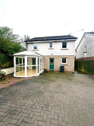 4 bedroom detached house to rent - Photo 1